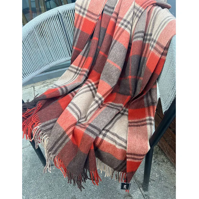 100% Lamb Wool Plaid Blanket Shawl Wool Soft Warm Big Cover Sofa Throw Bedspread Travel Hotel Nap Wrap Blanket Home Decoration