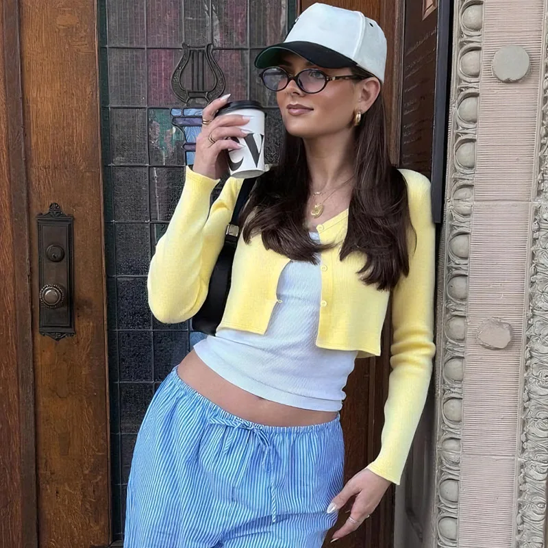 

TARUXY Fashion Short Cardigan Top For Women Sexy Buttons Navel Expose Long Sleeves Outwear Solid Casual Autumn New 2025 Cardigan