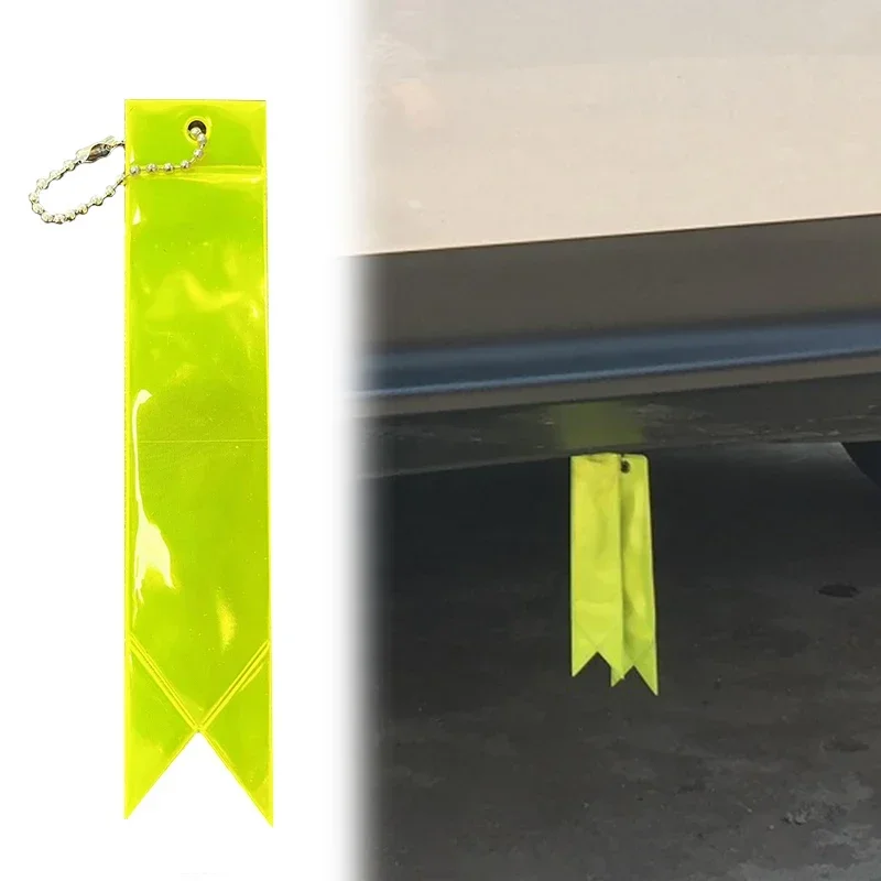 1 PCS Keychain Accessories Durability Reflective Night Safety Accessories Car Keychain Decoration Rain Protection Compact image 3