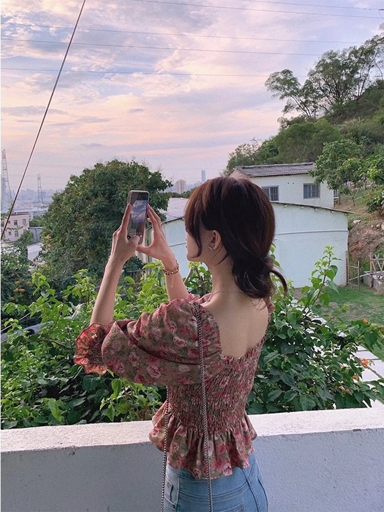 Sexy ort Bubble Sve Blumendruck Damen Top Sommer New Sle Fairy Aosphere Schneeflockenbluse Fem Faion Apparel