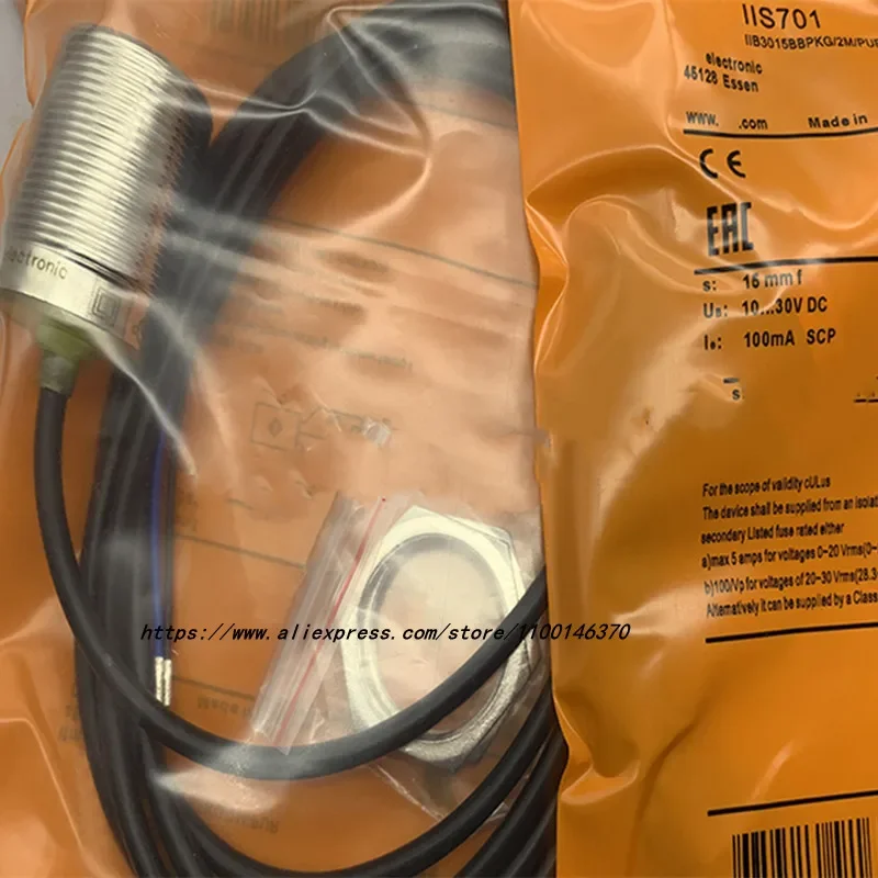 2Pcs New High Quality IFM Proximity Switch  IIS706 IIS700 IIS701 IIS705 IIS702 IIS703 IIS704