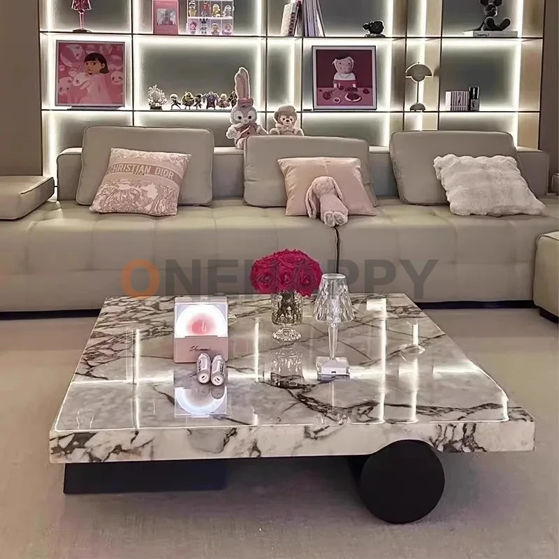 Table basse minimaliste italienne - marbre doré Calacatta carré, personnalisable pour le luxe, parfaite pour le salon.