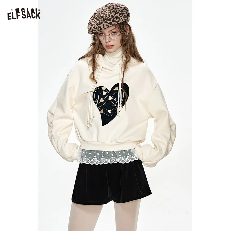 ELFSACK 2024 Winter New Arrivals Black vintage velvet wide leg shorts women