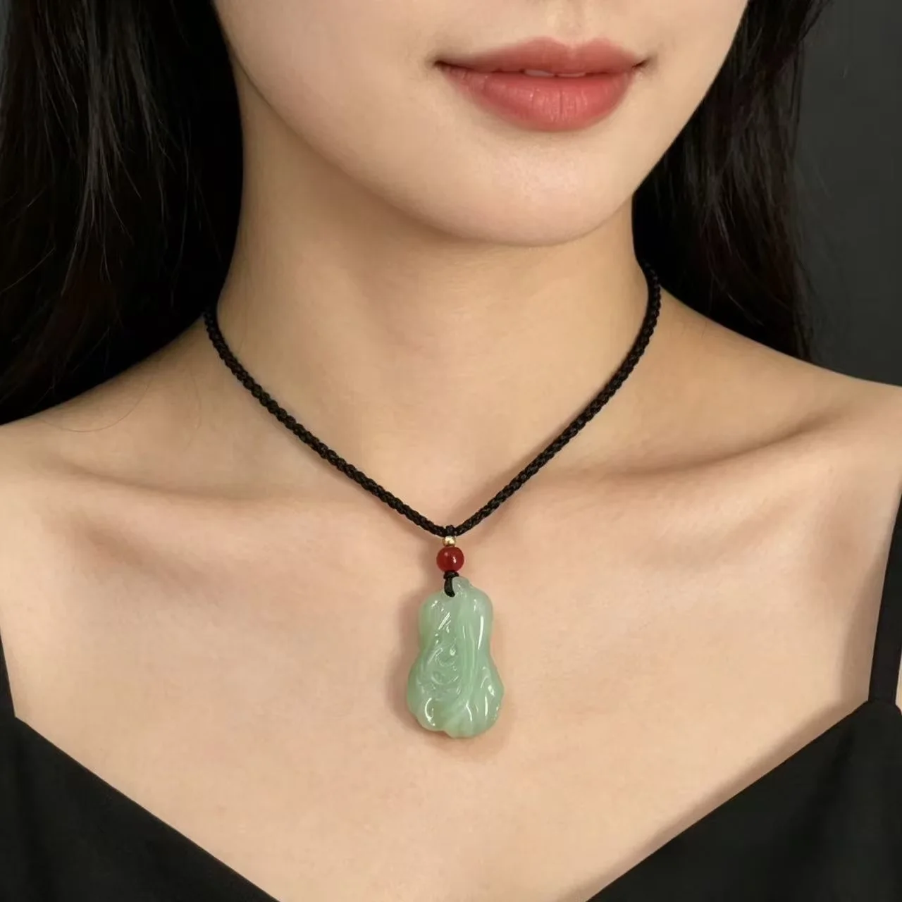 Natural New Jade Ice Cabbage Pendant for Men and Women Jade Pendant Delicate jewelry, the first choice for everyday wear gifts