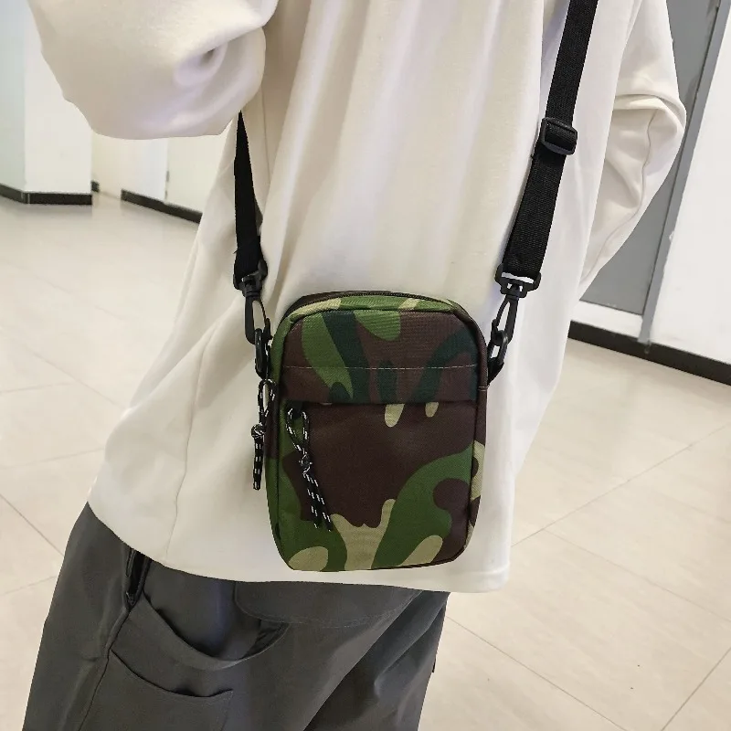 Men\'s Oxford Camouflage Crossbody Bag Minimalist Design Lightweight Casual Small Shoulder Bags for Men Zipper Messenger Pouch