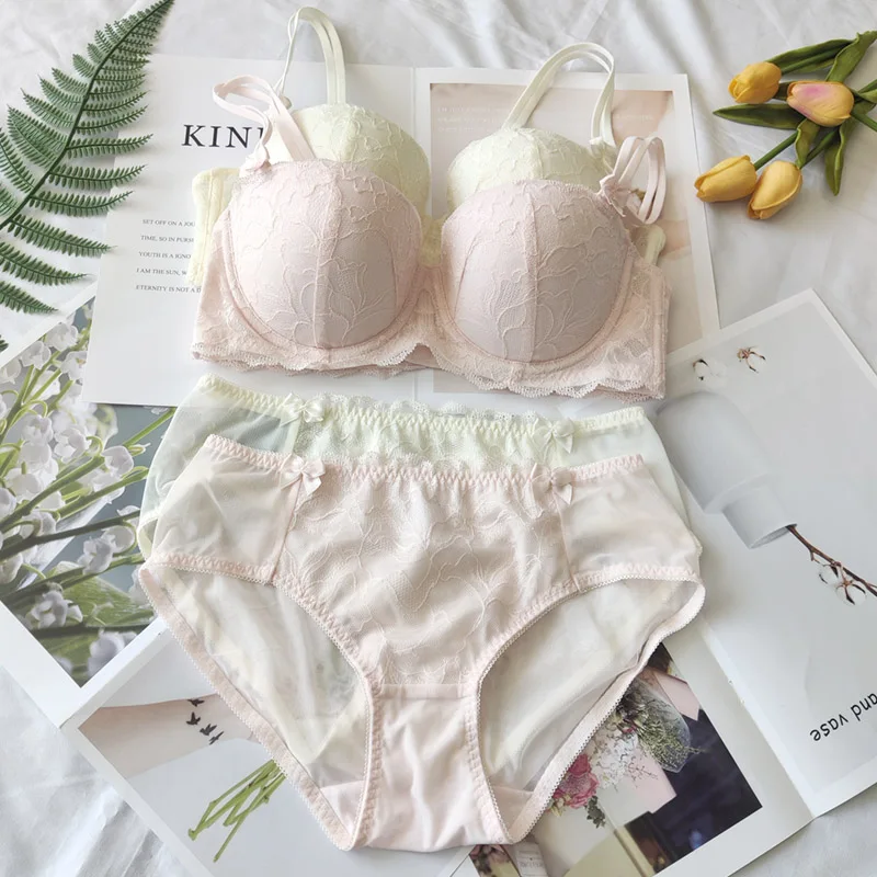 

Сезонное новое однотонное нижнее белье с куриным сердцем, кружевное нижнее белье, удобный комплект с бюстгальтером из мягкой стали с тонкой чашкой