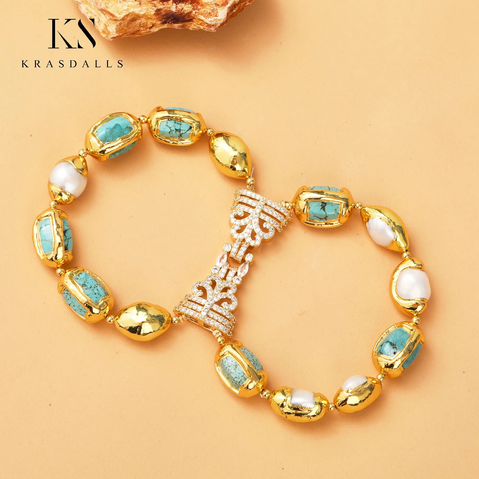 

Luxury Bracelet Turquoise Howlite Nugget Charm Natural Freshwater Pearl Gold Electroplated Edged Double Layer Bracelets