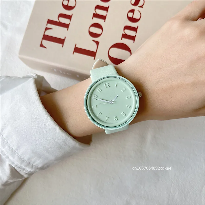 Fashion Makaron Simple Women Quartz Watch Ins High Beauty Student Man and Women Style Round Leisure Vintage Wristwatches