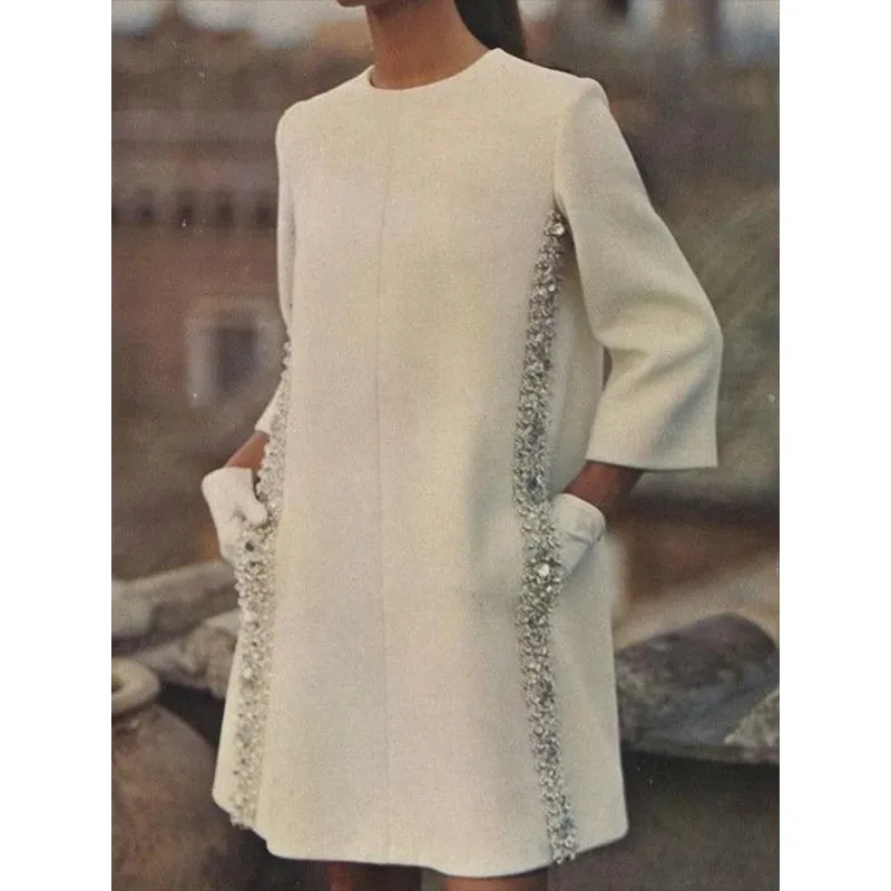 فساتين حفلات Tinha بيضاء مطرزة للنساء 2025 على شكل حرف a فاخر بياقة دائرية وأكمام طويلة فستان سهرة قصير أنيق للسيدات 179236