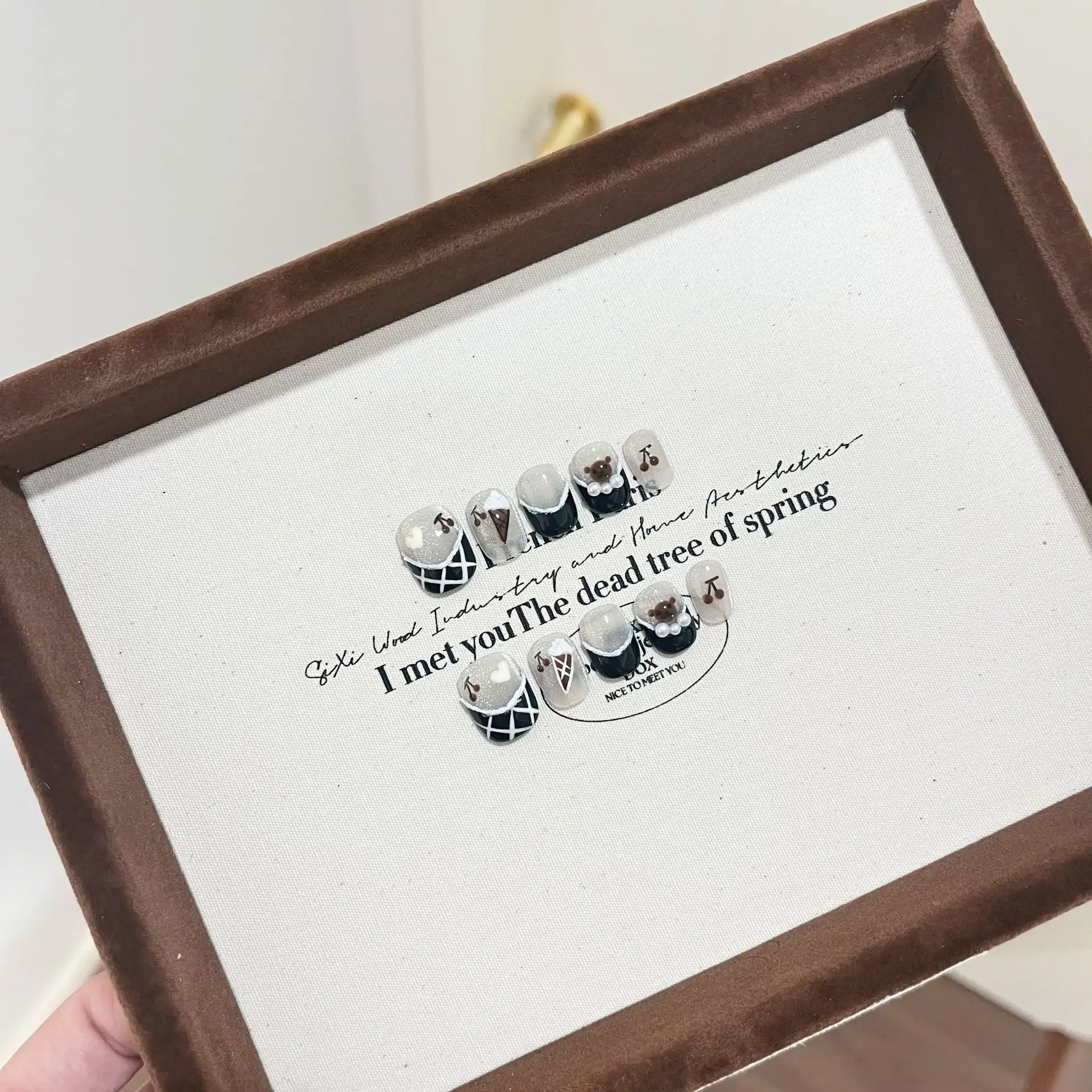 

10pcs Hand-Drawn Line Art Diamond Grid Cartoon Bear Ice Cream Cherry Heart French Style Wearable Nails for Wedding Party Wearing