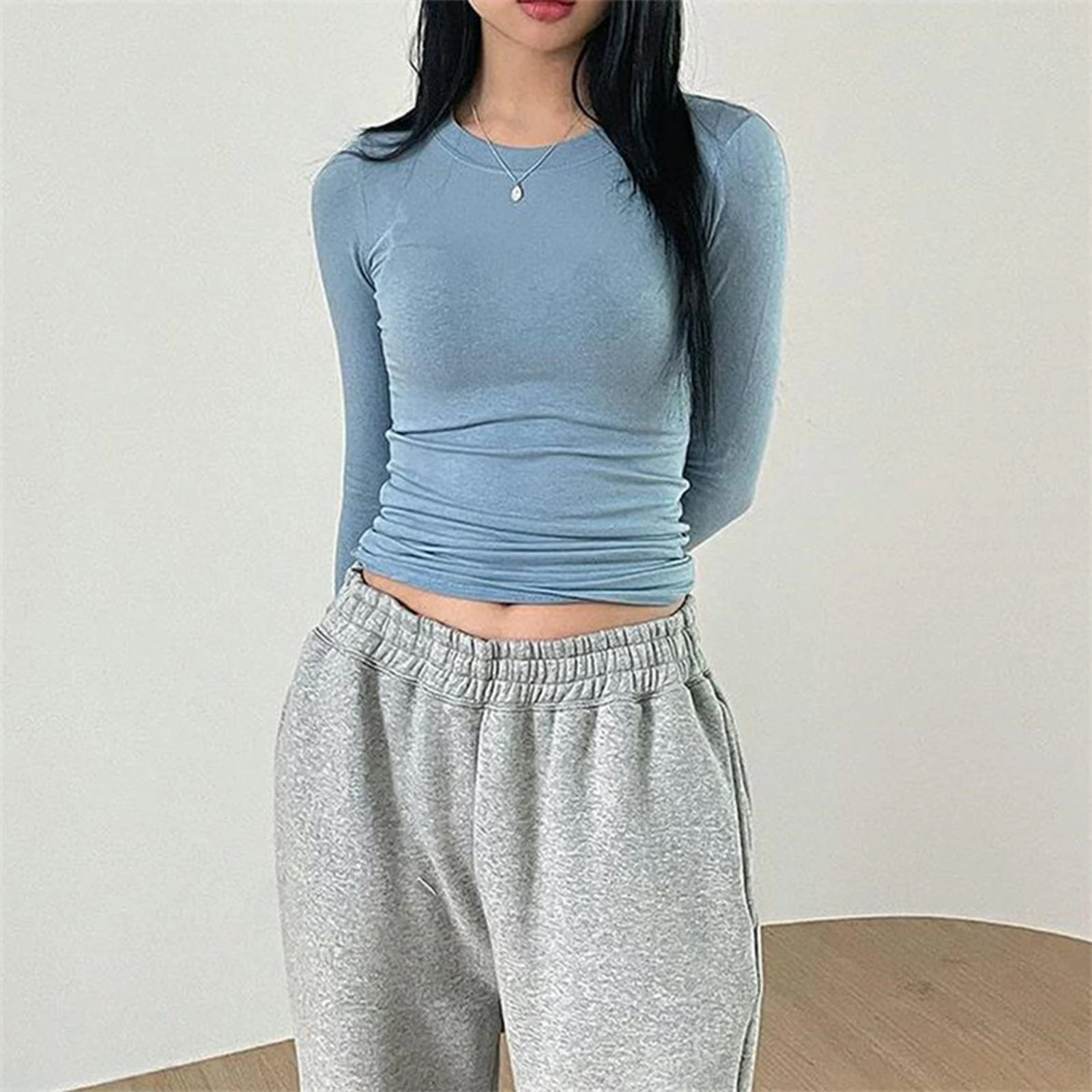 Women Long Sleeve Y2K Tops Slim Fit Crewneck Going Out T Shirts Solid Color Thumb Hole Cropped Basic Tees