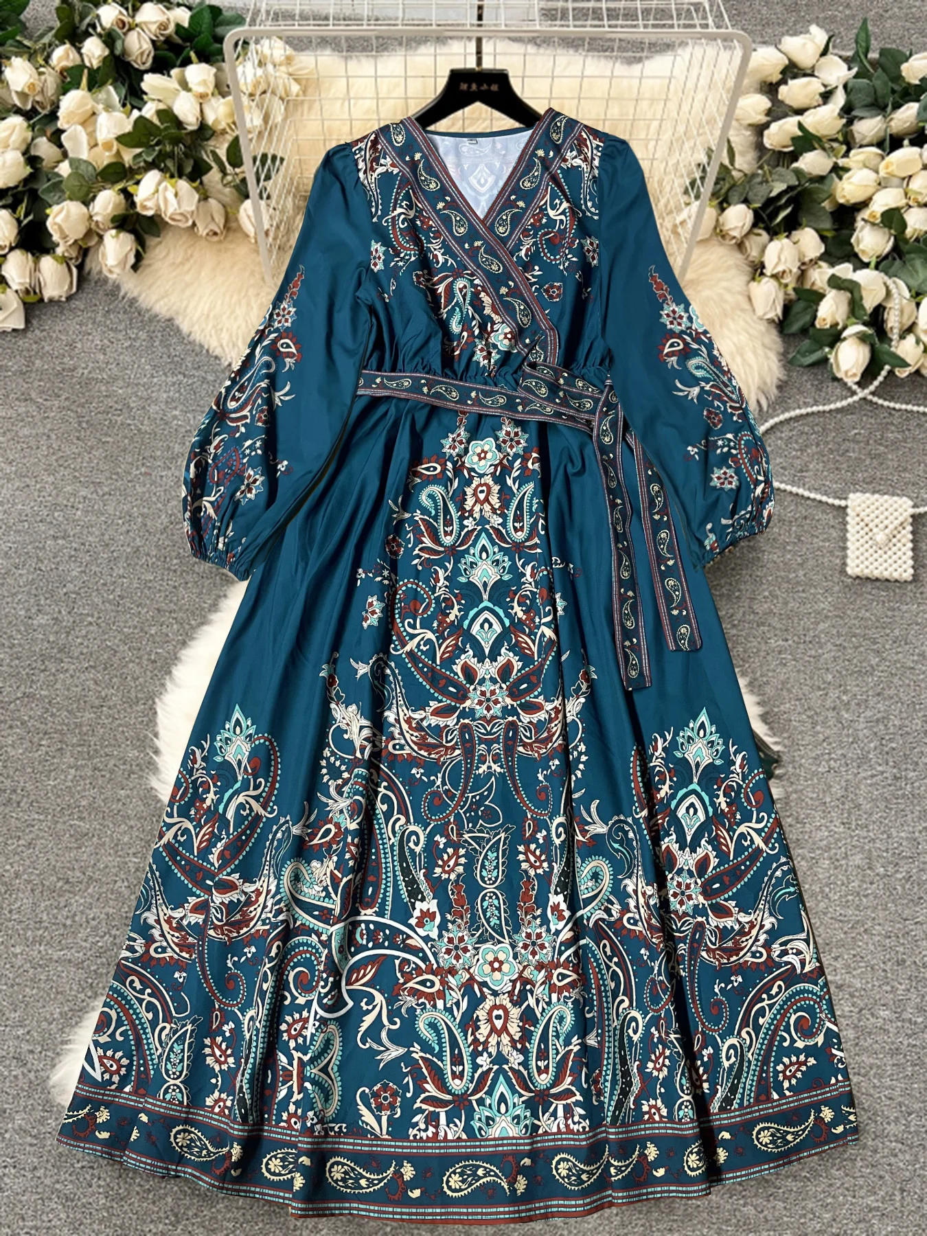

Весна-Осень, большие размеры, новое винтажное элегантное праздничное платье с принтом, халат на Ближнем Востоке, этнический халат с длинным рукавом и v-образным вырезом с поясом для поездок на работу