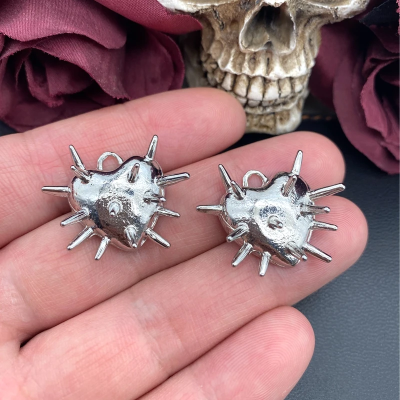 4pcs Gothic Heart Thorns Spike Charms Spiky Heart Pendant Punk Necklace Earring DIY Thorns Charms Jewelry Handicraft Making view 5