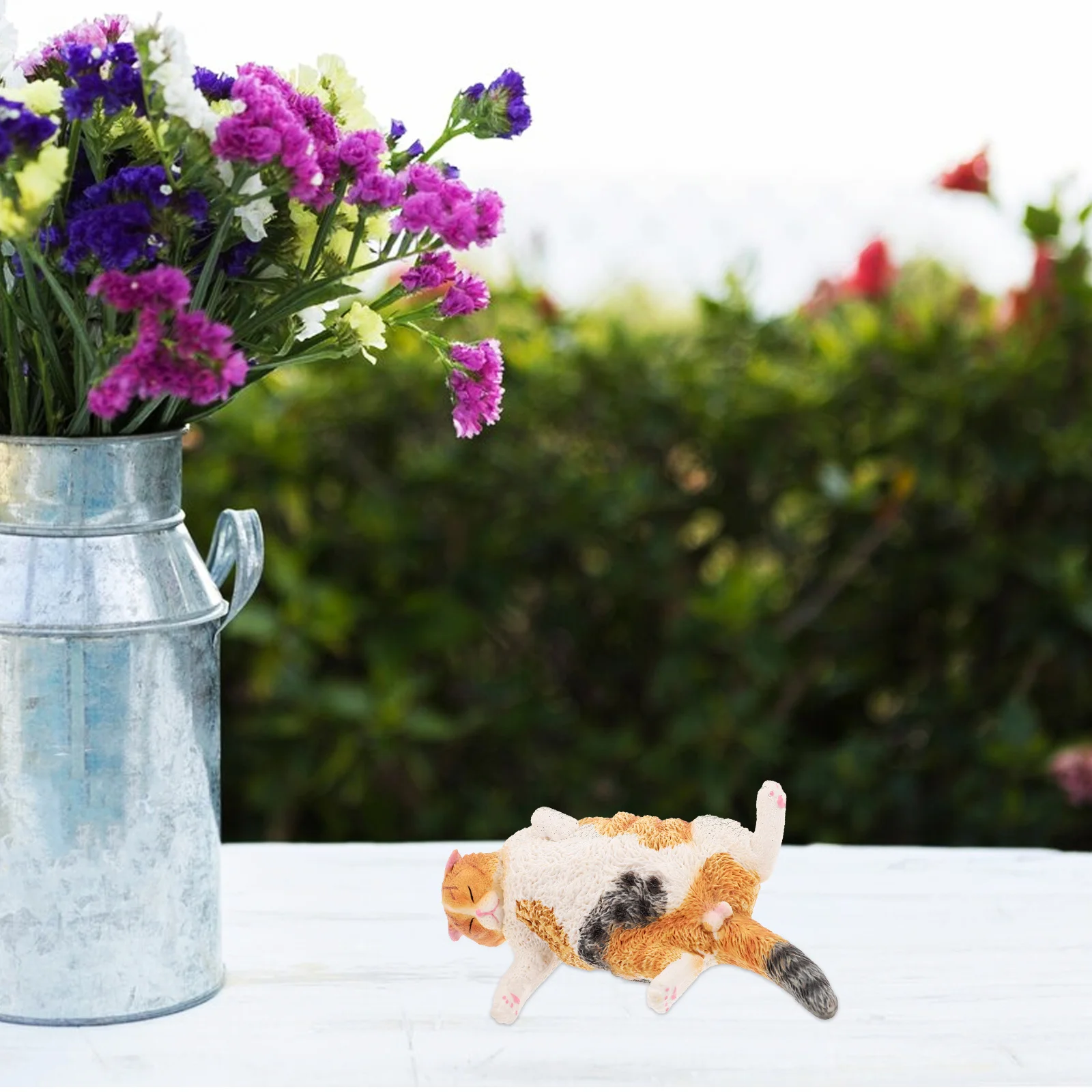 

Sleepy Pose Cat Statue Cute Plastic Garden Outdoor Lawn Yard Patio Villa Decorative Sculpture For Garden Decoration
