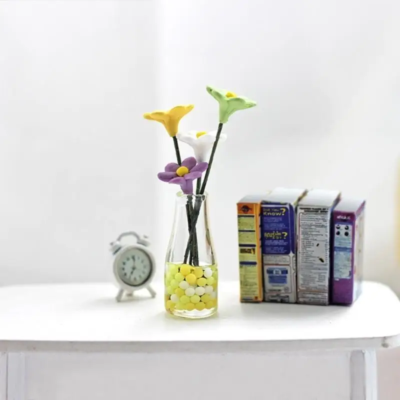 

31BC Dollhouse Miniature Accessories Mini Little Flower Model with Glass Bottle Toy