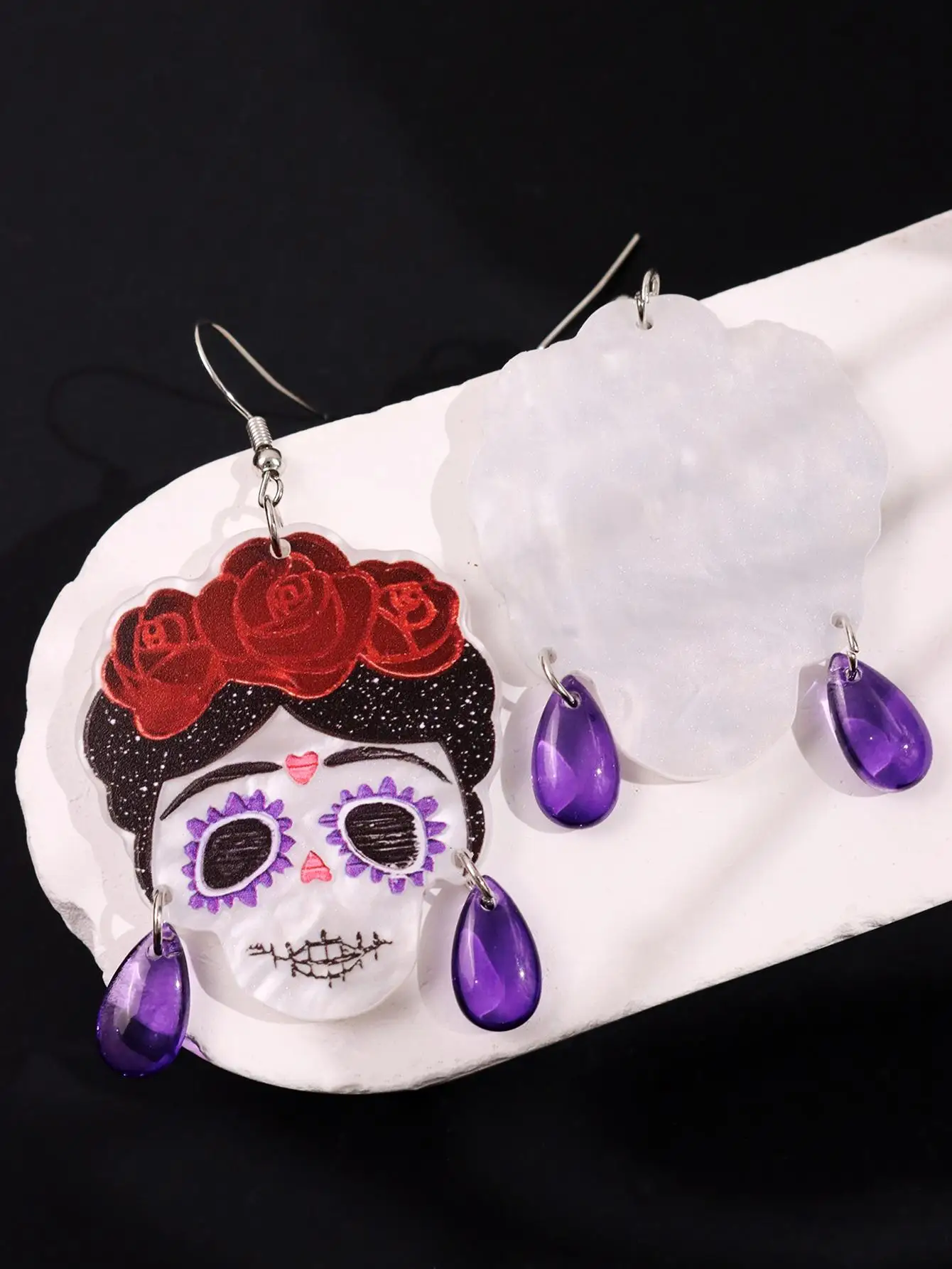 Mexican Day of the Dead Skull Earrings Gothic Style Red Rose Acrylic Geometric Women's Earrings Perfect for Halloween Parties