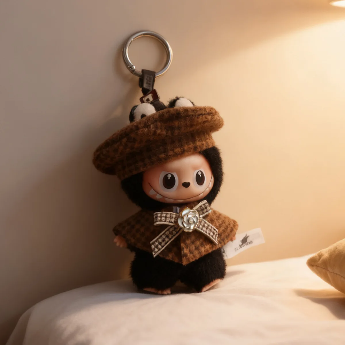 Uroczy zestaw ubranek dla lalki Labubu 10 cm, wykwintne brązowe ubranka dwuczęściowe, ubranka dla lalek Labubu 4.0, pluszowe zabawki, dekoracje DIY, mini akcesoria.