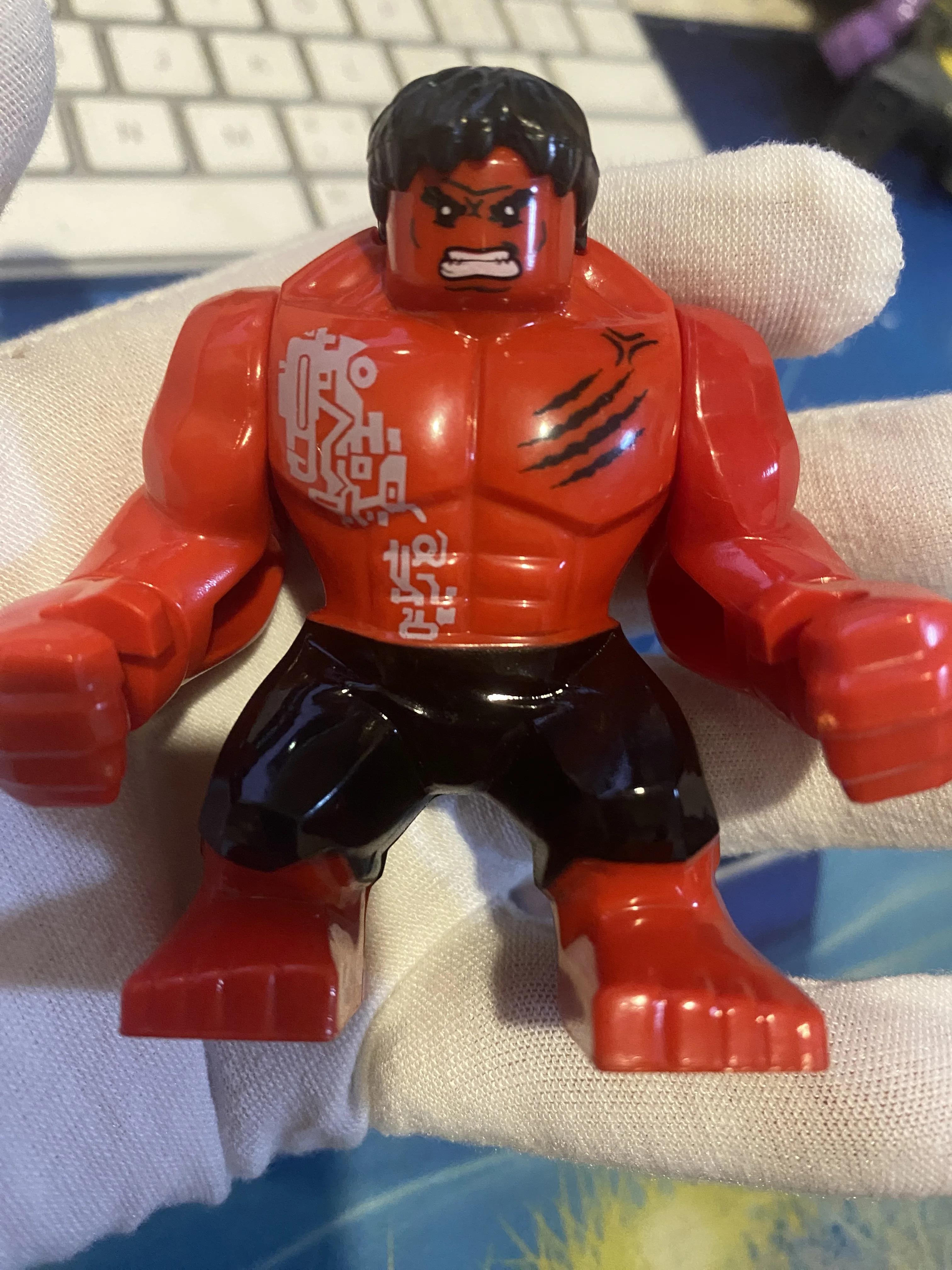 متوفر في المخزون كتل تجميع البطل الخارق MINISO شخصية Stoneman المنتقمون لعبة مكعبات البناء للأطفال للهدايا #4