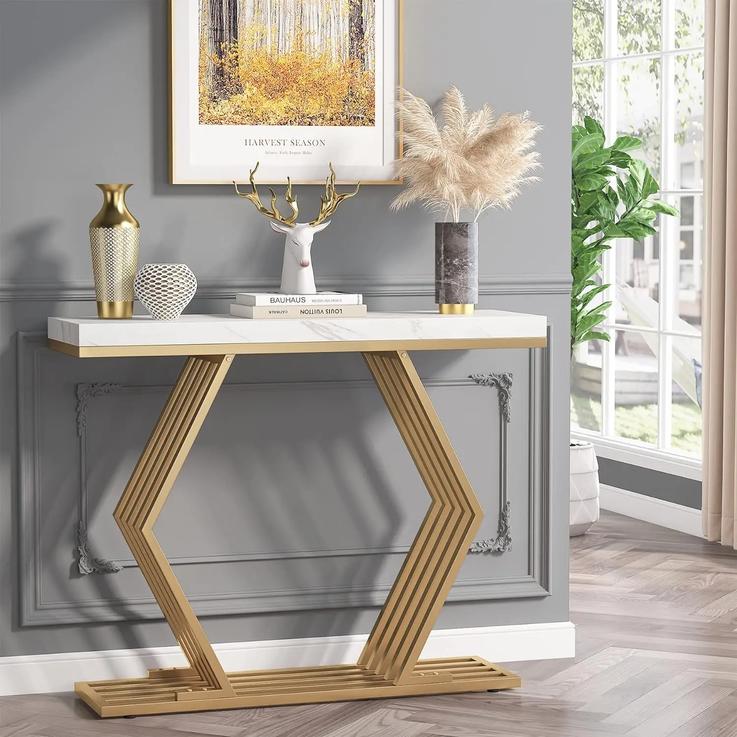 Table console moderne dorée avec base géométrique en métal, faux marbre blanc, table d'entrée étroite, table de foyer pour entrée, 42 po