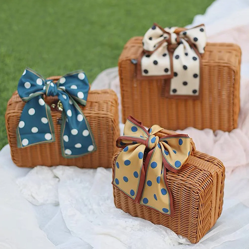 

1pc Practical Picnic Basket Retro Style Food Storage Container Woven Box For Camping Outdoor Household Use Sundries