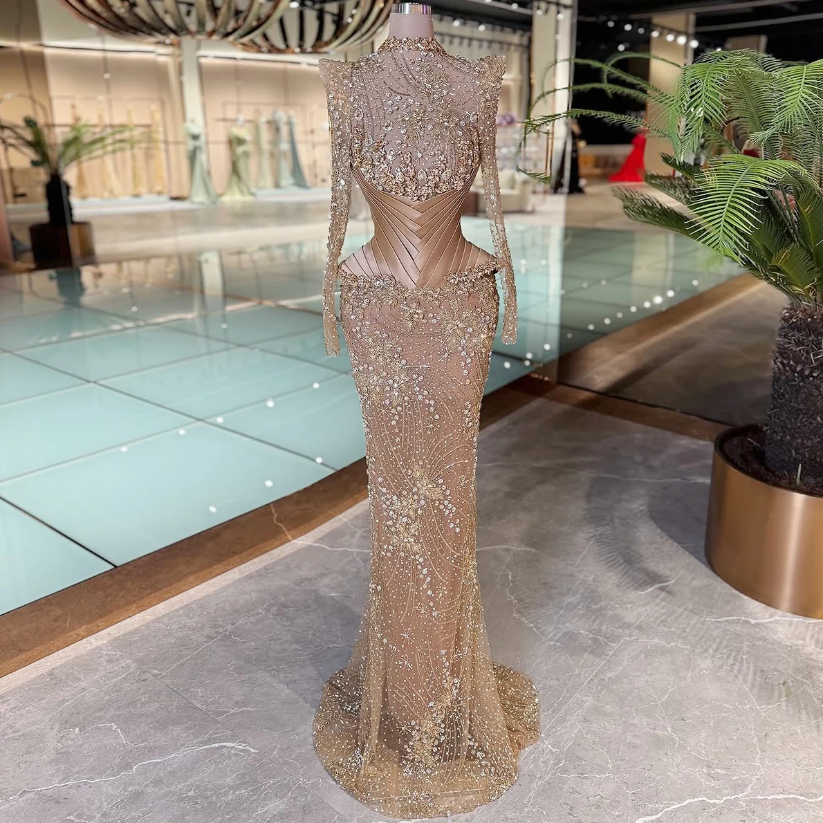 

Luxurious Evening Dresses Sexy Sheer Fabric Dress With Crystal Sequin Lace Faux Two Piece Fishtail Dress Champagne Party Dress