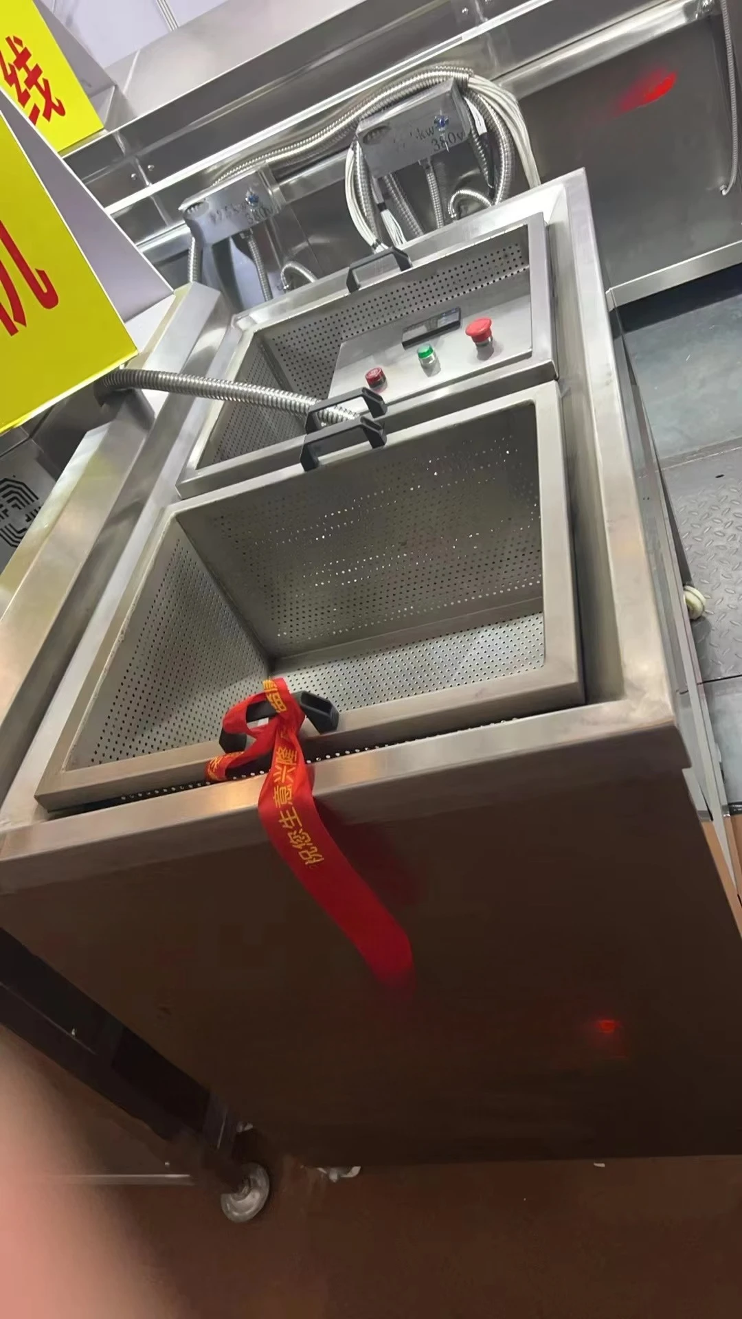 Fritadeira de frango em aço inoxidável Fritas de batata Fritas de frango Fritadeira comercial