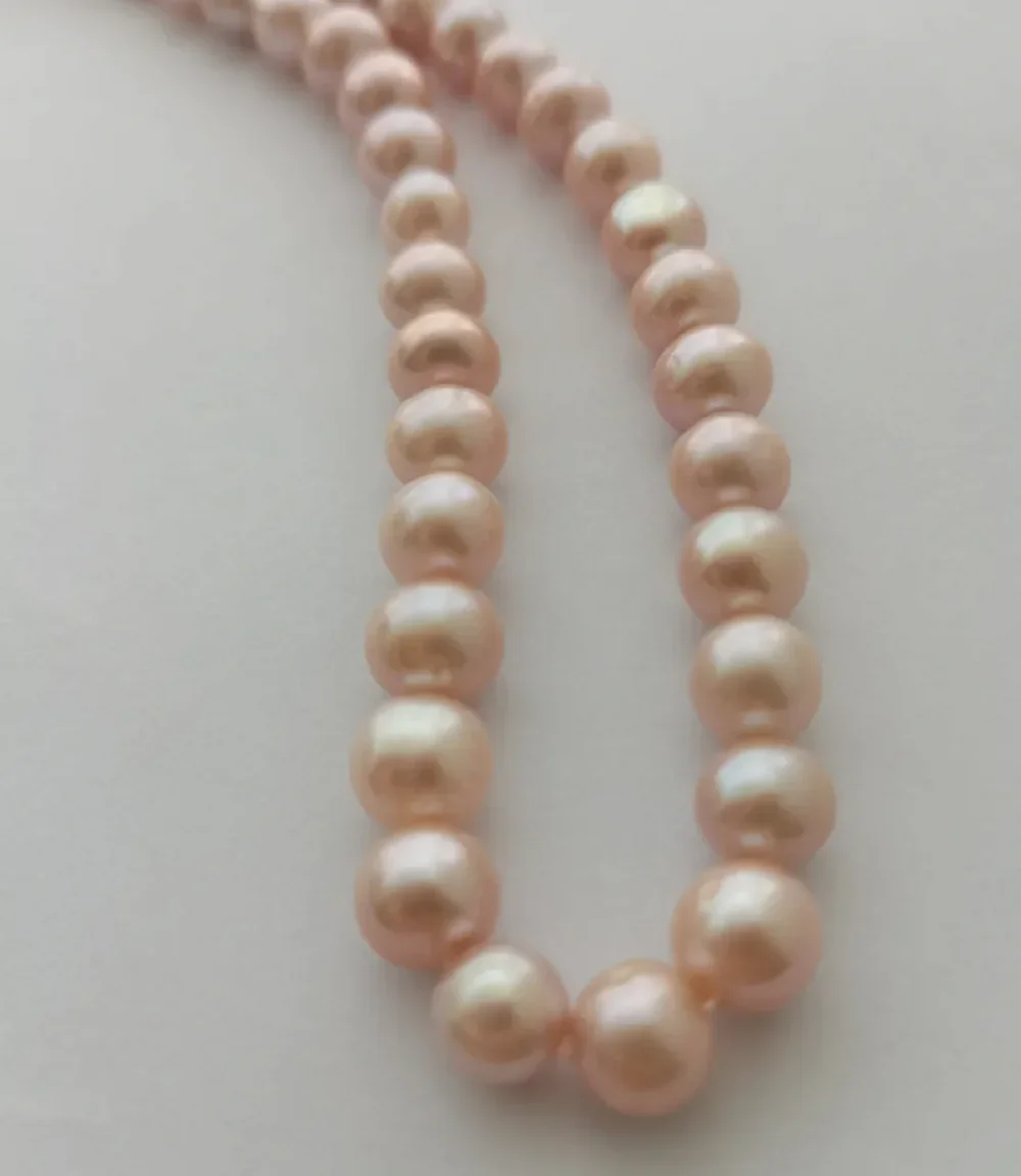 

Ожерелье из натурального розового жемчуга Южного моря AAAA диаметром 8–9 мм с пряжкой из 14-каратного золота 16–35 дюймов