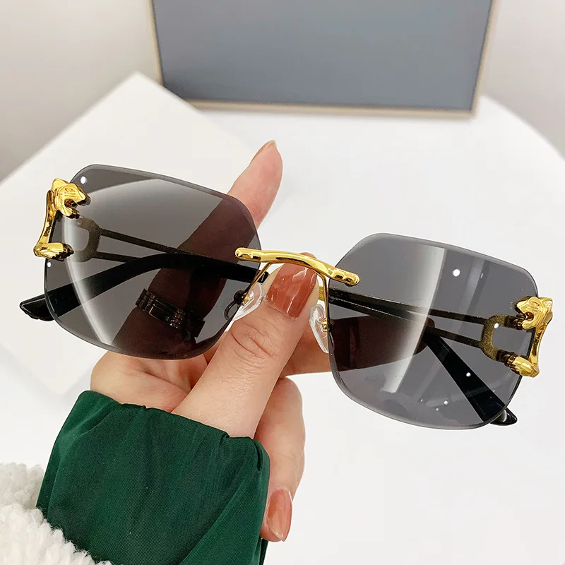 Vintage Rimless Sunglasses Men Women Fashion Oversized Square Shades Eyewear New Double Bridge Gradient UV400 Sun Glasses