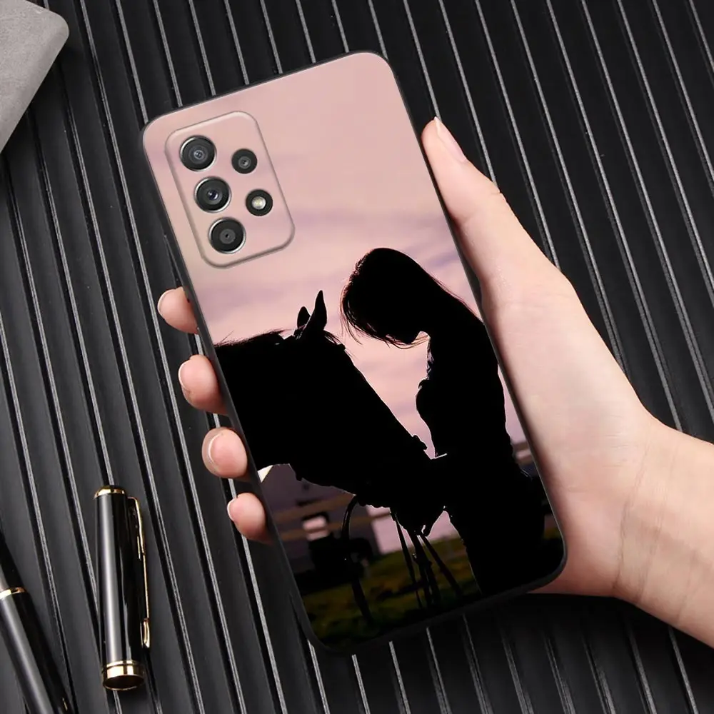 Cavalo menina animal cavalos pretos caso para samsung galaxy a56 a55 a36 a26 a16 a54 a52 a72 a35 a34 a25 a21s a14 a06 capa de telefone macio