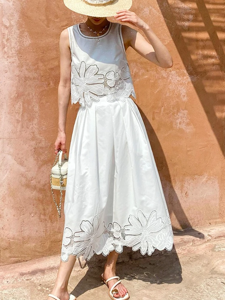 

Sleeveless Eyelet Blouse & A-Line Skirt Embroidered Floral Two-Piece White Skirt Set Boho Chic Summer Casual Holiday Outfits