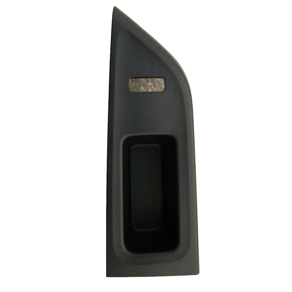 Plastic Imitation Leather: The Shift Lever Knob Is Made Of High-quality Plastic With A Leather-like Texture, Providing