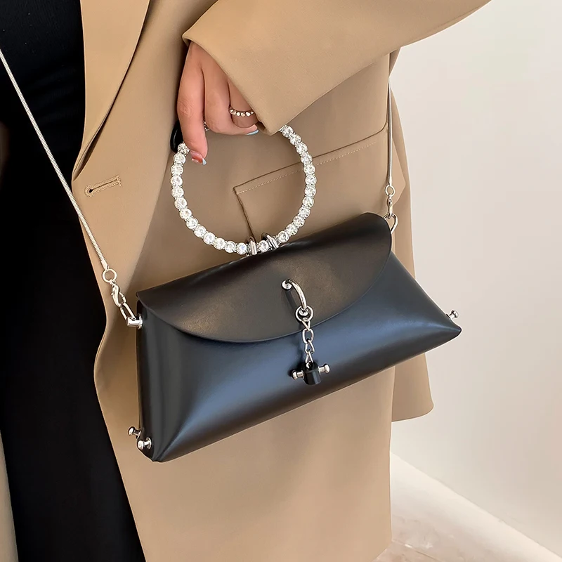 2023 New Women\'s Dinner Bag Fashion Ring Brilliant Diamond Handle Exquisite Lock Crossbody Bag Luxury Elegant Ladies Handbag