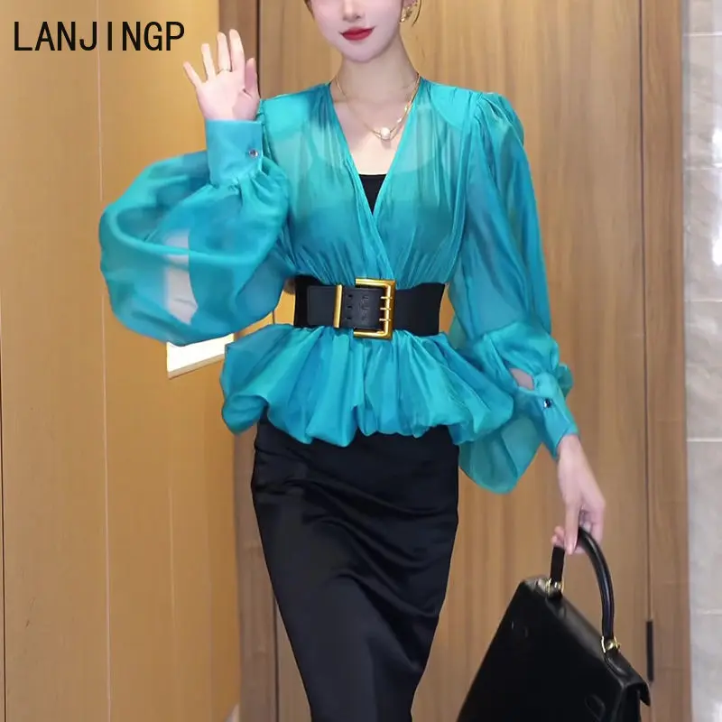 Damska koszula z lekkiej, mikroprzezroczystej siateczki z bufiastymi rękawami, nowość na wiosnę i lato 2025, elegancka bluzka z dekoltem w serek.