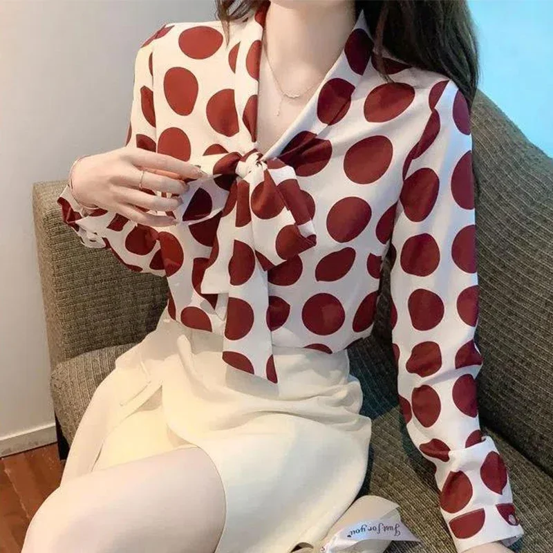 2024 Autumn Vintage Polka Dot Chiffon V-neck Long Sleeve Women Shirts Femme Temperament Bow Blouse Spring Fashion Lacing Tops