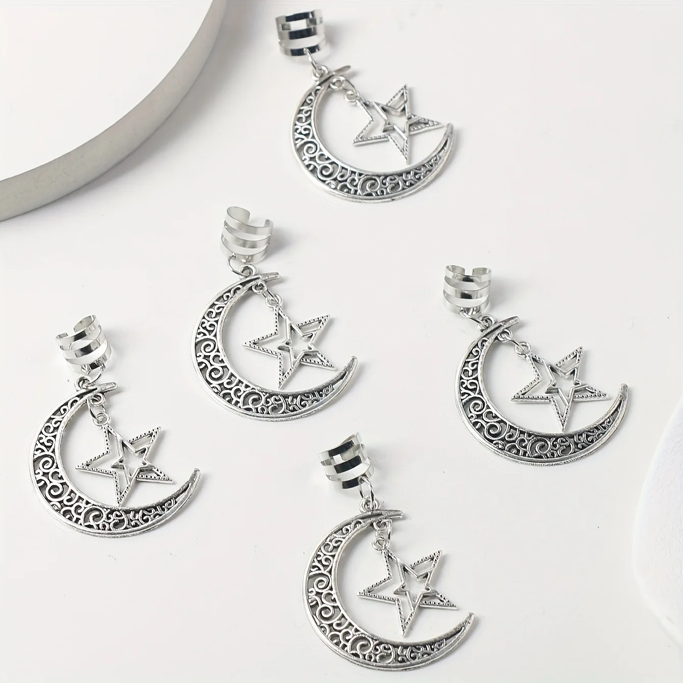 

Premium 5 Count Alloy Dreadlocks Braid Hair Ring Set with Star Moon Hollow Clip for Hair Decoration