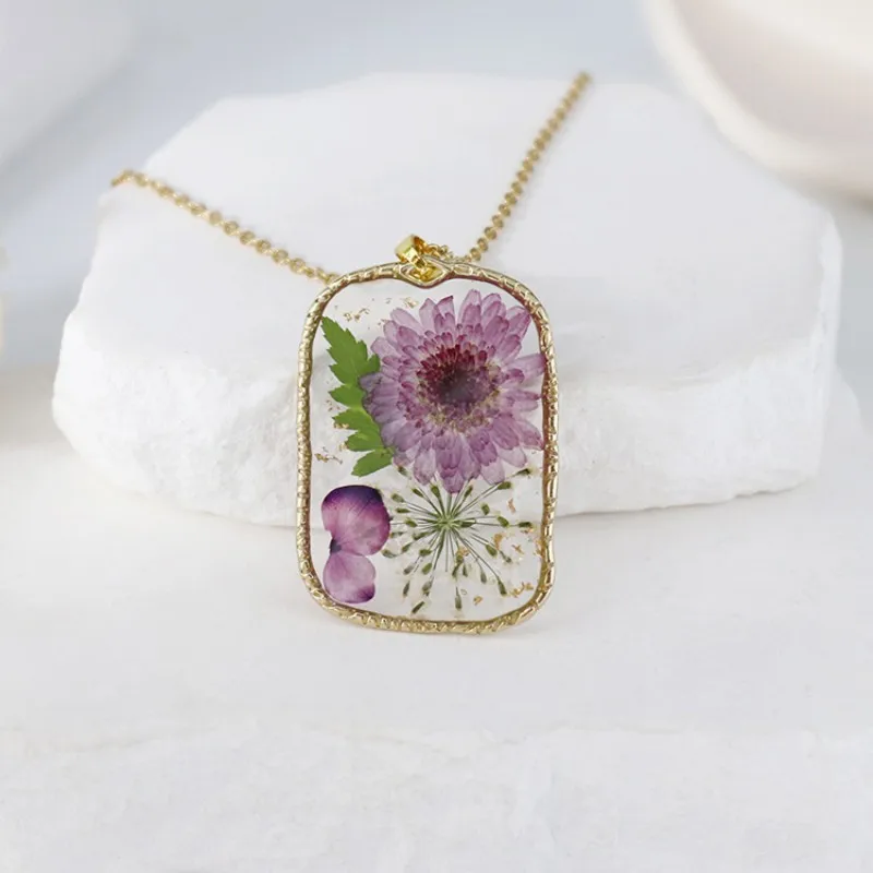 

Креативные ожерелья с подвесками из сухоцветов ручной работы, кулоны из прессованных цветов в эпоксидной смоле, оптовая продажа, индивидуальная упаковка