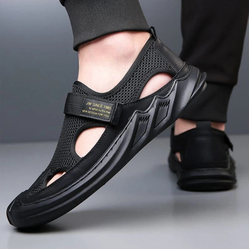 

Brand Men's Mesh Sandals Light Breathable Closed Toe Sandals Summer Outdoor Wading Camping Casual Sandal Shoes for Men Sandalias
