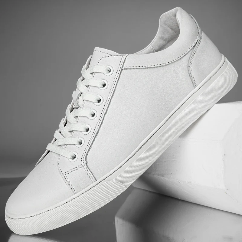 

2025 Men's New Autumn Leather Panel Sneakers - Breathable White Shoes for Casual & Sporty Wear