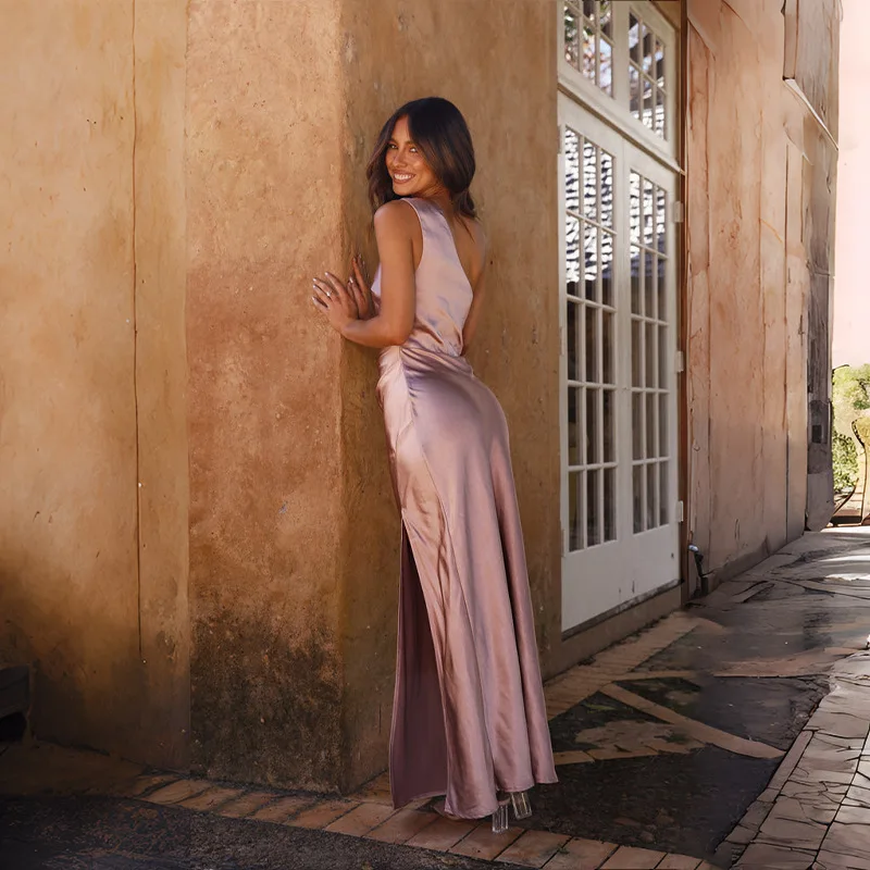 2026 Damen Sommer Sexy Party Einfarbiges Ärmelloses Rückenfreies Langes Kleid mit Hohem Schlitz Satin Maxi-Abendkleid für Hochzeitsgäste Cocktail-Events – Detail 13