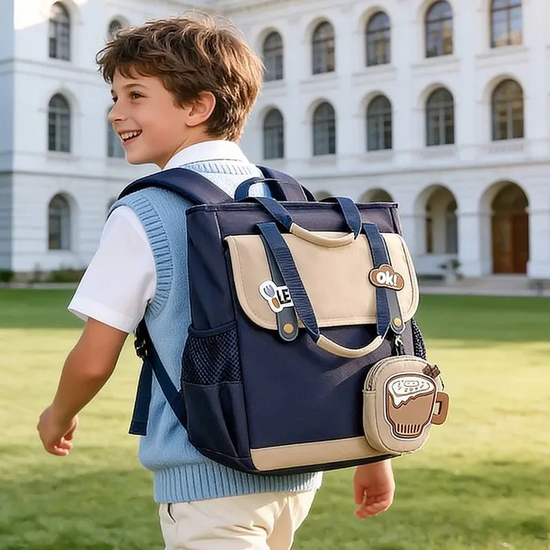 Boys School Backpack with Detachable Cup Pouch、Spine Protection Primary School Bag、Preppy Style Kids Knapsack、Large Capacity