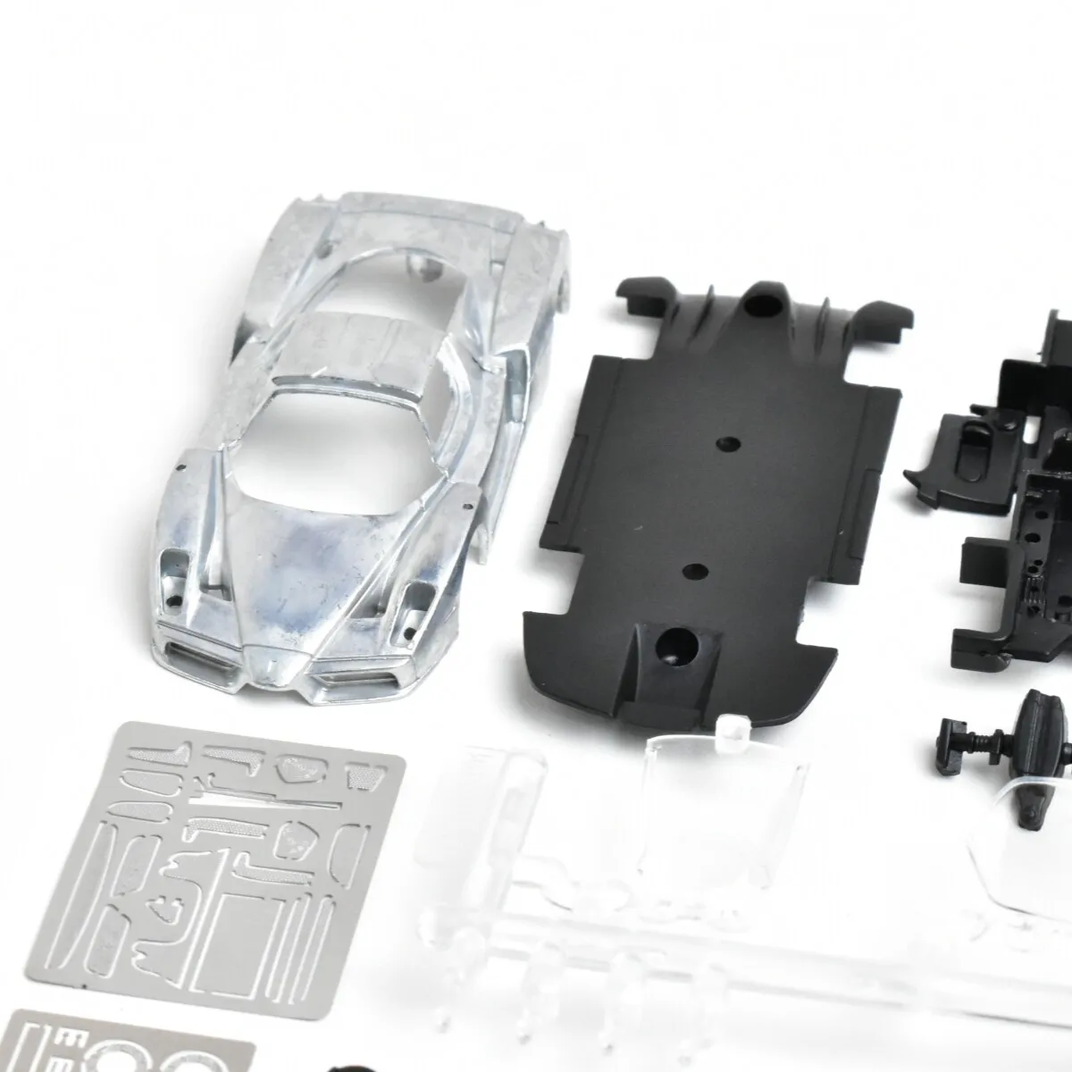 Kit de Montagem de Carro em Miniatura Diecast ENZO 1:64 para Adultos - Hobby Artesanal