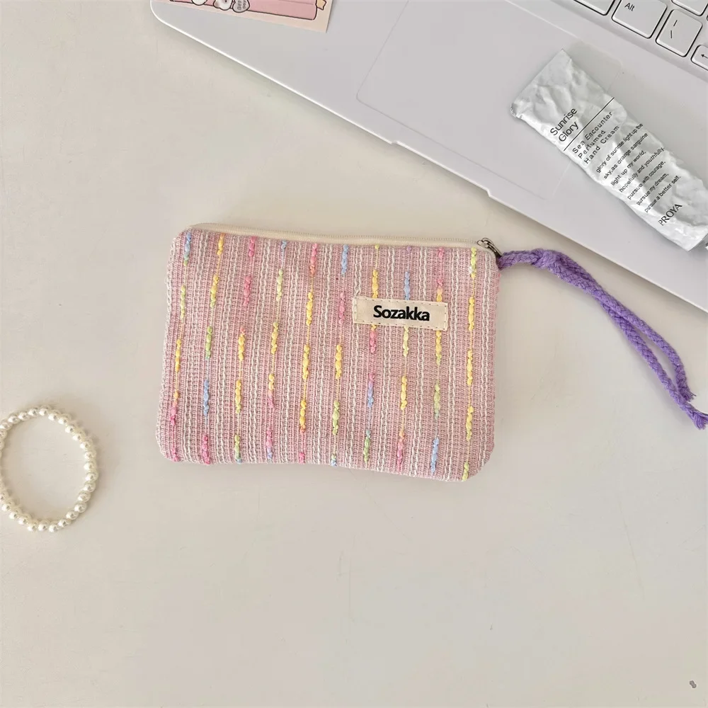 Niedliche kleine Make-up-Tasche für Damen, Mini-Kosmetiktasche, Kopfhörer, Lippenstift-Tasche, tragbar, für Studenten, Geldbörse, Münzfach, Geldbörse, Kartenhalter – Detail 16