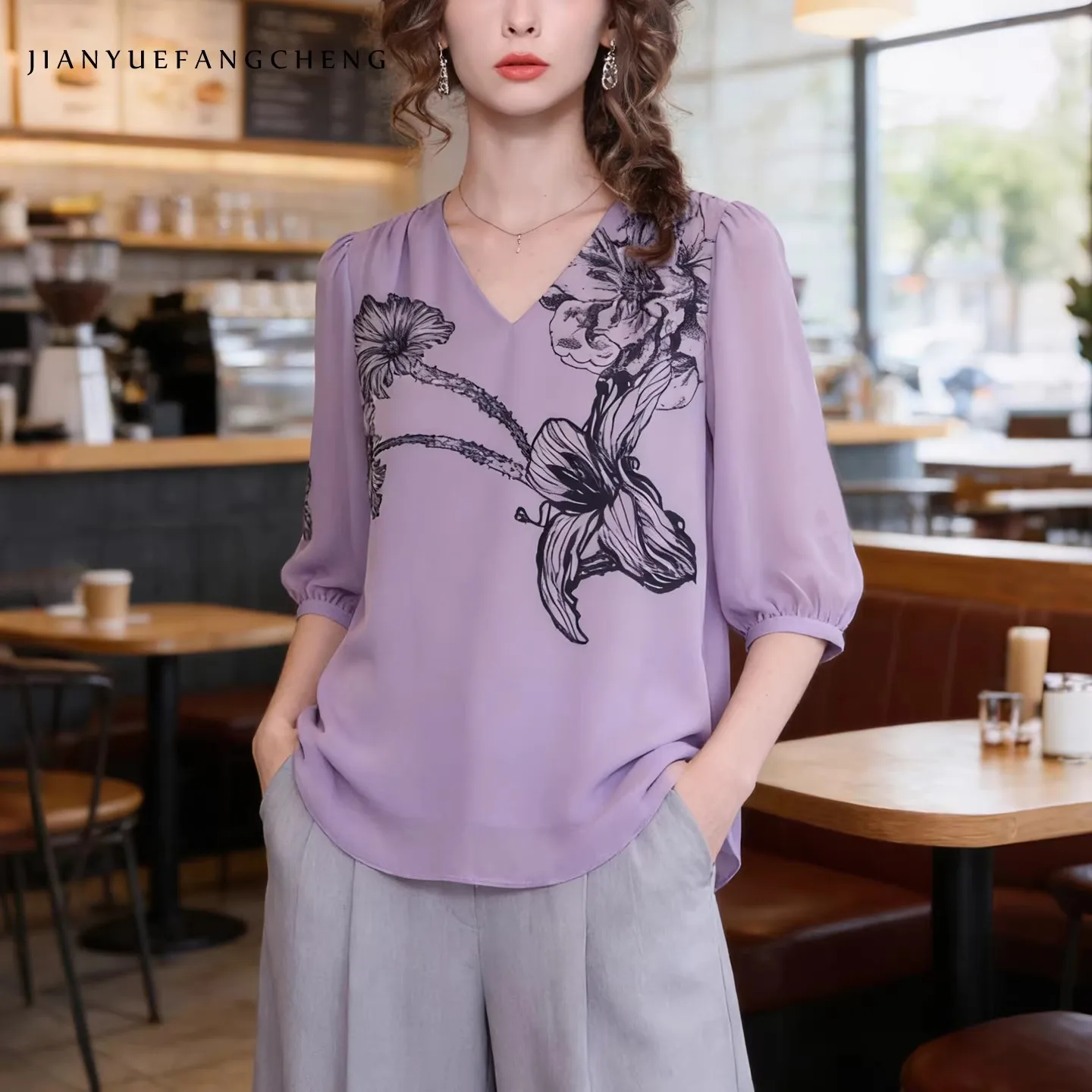 

Fashion Women Summer Loose-fitting V-Neck Purple Chiffon Blouse With Flower Printed Short Sleeve Lightweight Casual Tops