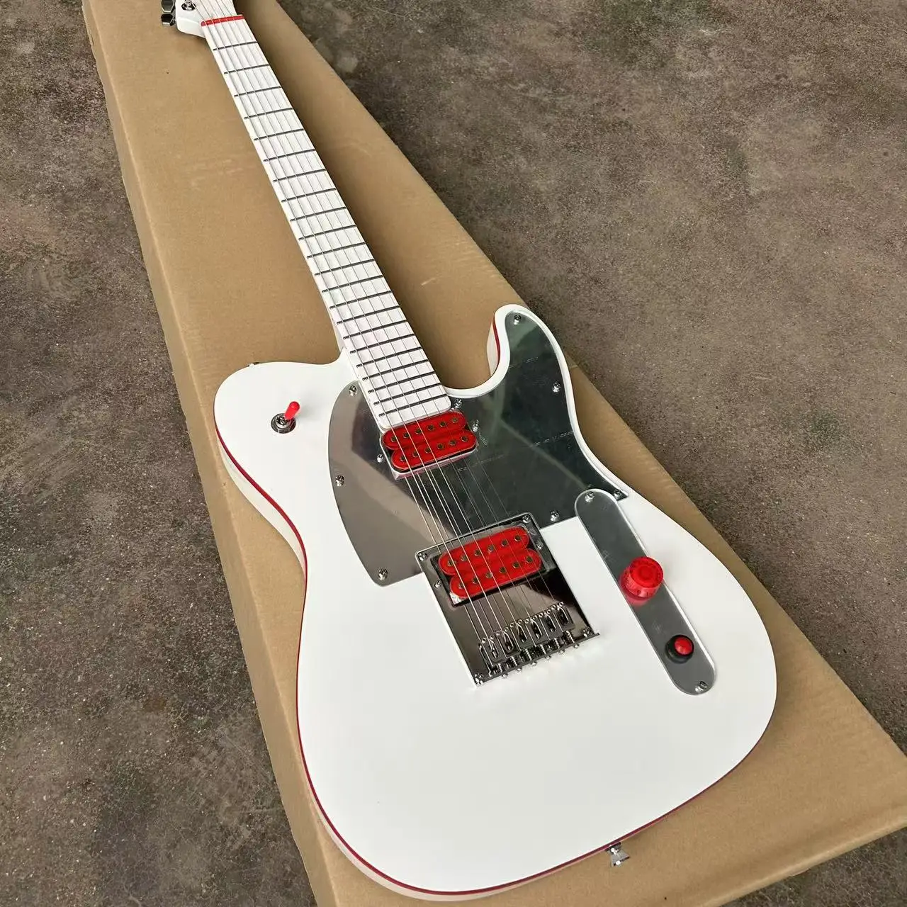 Hot selling manufacturers customize high-quality white electric guitars in stock