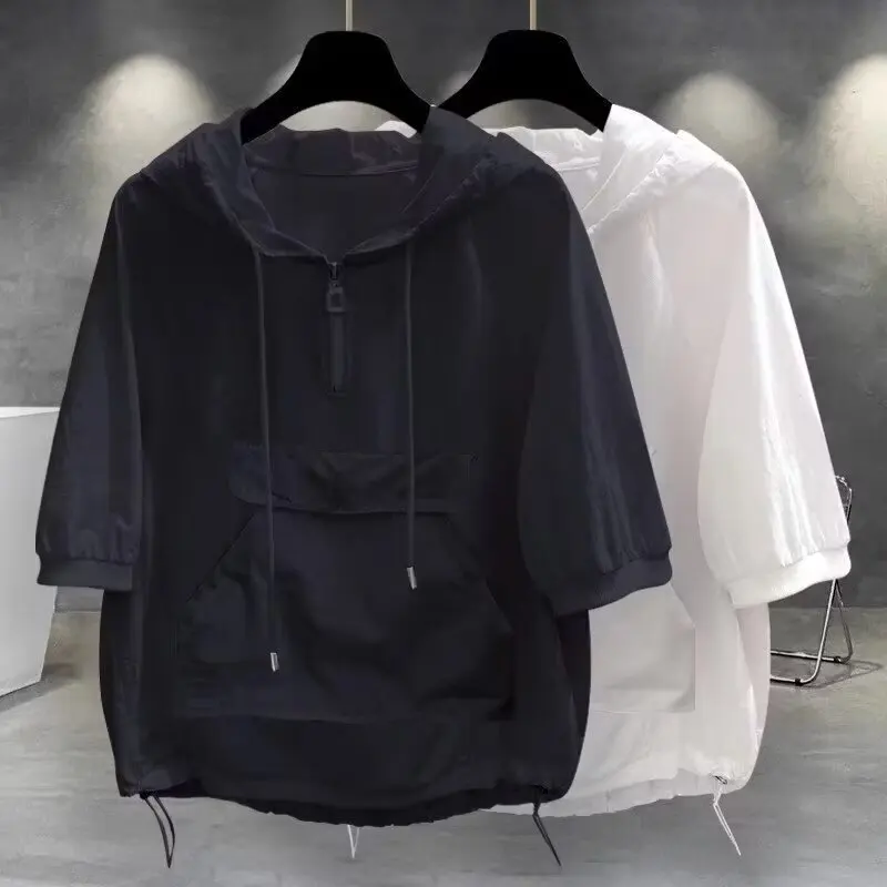 

Casual Hooded Sunscreen Five-Sve T-irt Men's And Women's Faionable Protective Clothing Low UVA Transmittance High UPF Value