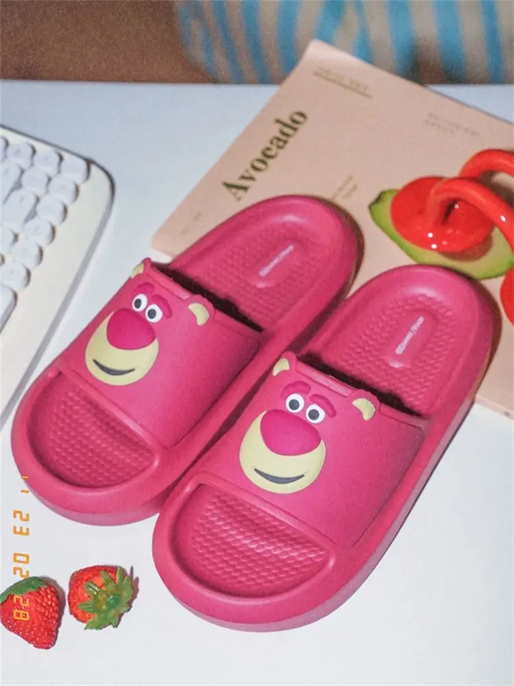 Summer Anti Slip New Home Thick Sole Comfortable Cool Parent Child Strawberry Bear Lotso Fashion Slippers For women sandals
