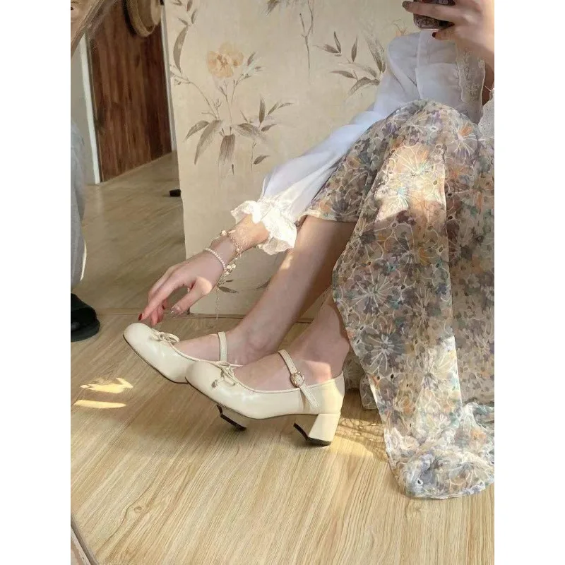 Cute Women Ballet Shoes Lolita Round Toe Bowtie Mary Jane Shoes College Ladies High Heels Elegant Pumps Wedding Shoes