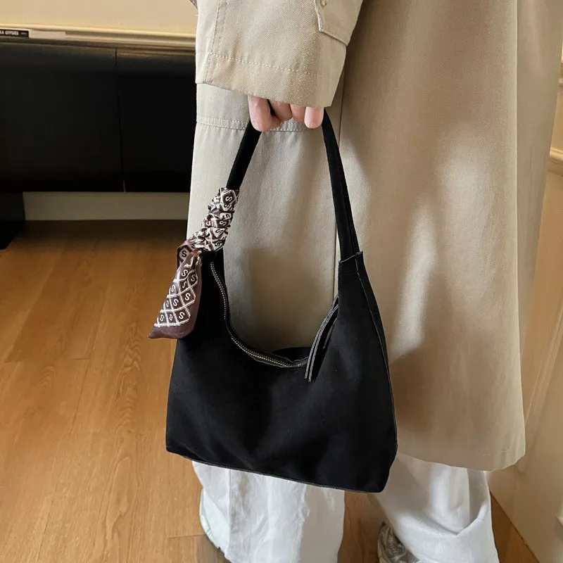 

Women Faux Suede Trendy Underarm Shoulder Purse with Zipper Solid Color Shoulder Bag for School Work Shopping Travel Daily Use