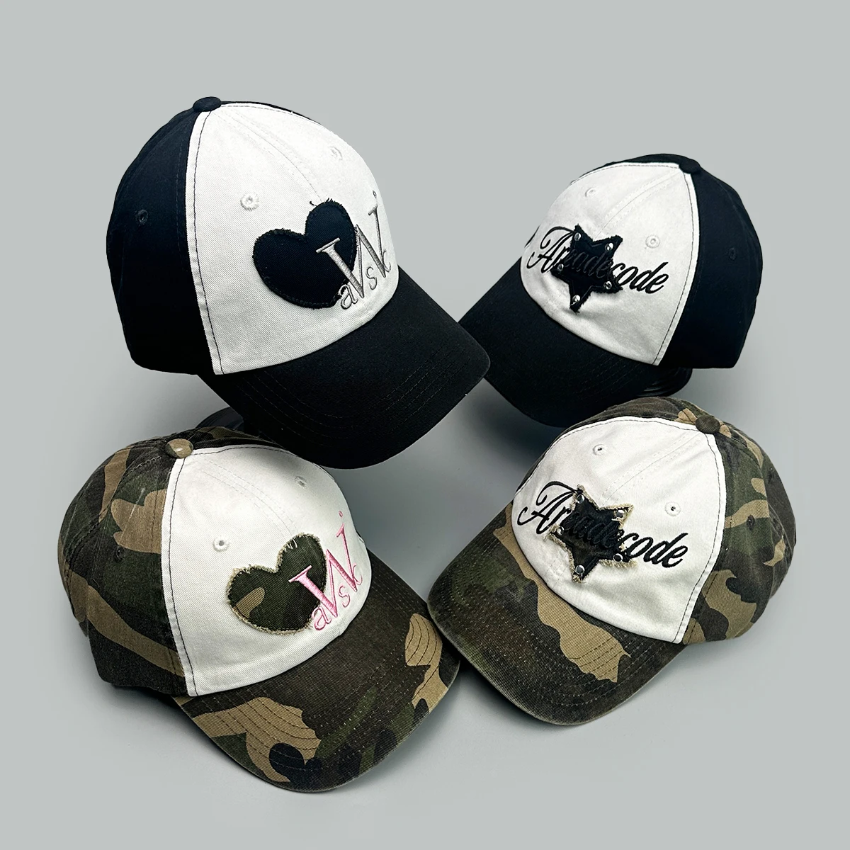 

Korean Love Rivet Embroidered Letters Baseball Hats New Men Women Sunshade Color Block Versatile Camouflage Fashion Peaked Caps