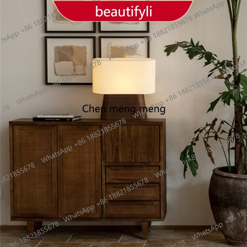 01A Middle Age Table Lamp, High-grade Log Carving, Bedside Desk, Bedside Reading Lamp, Atmosphere